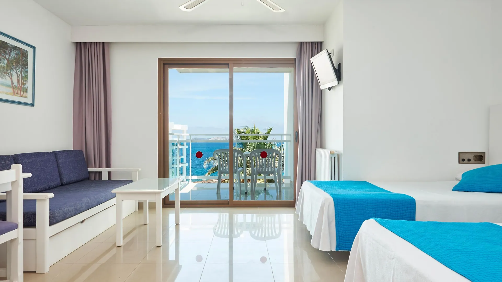 Aparthotel Nereida San Antonio  Apartment