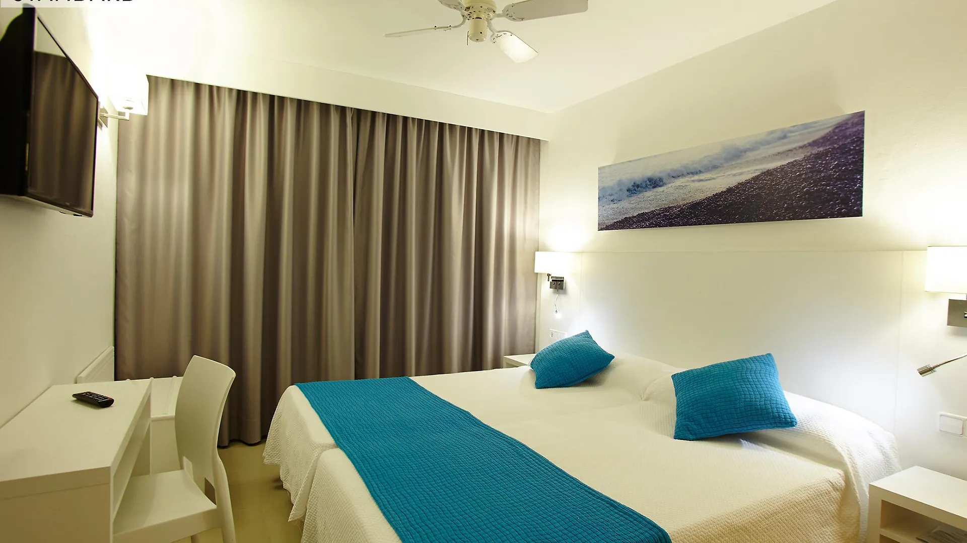 Aparthotel Nereida San Antonio  San Antonio (Ibiza)