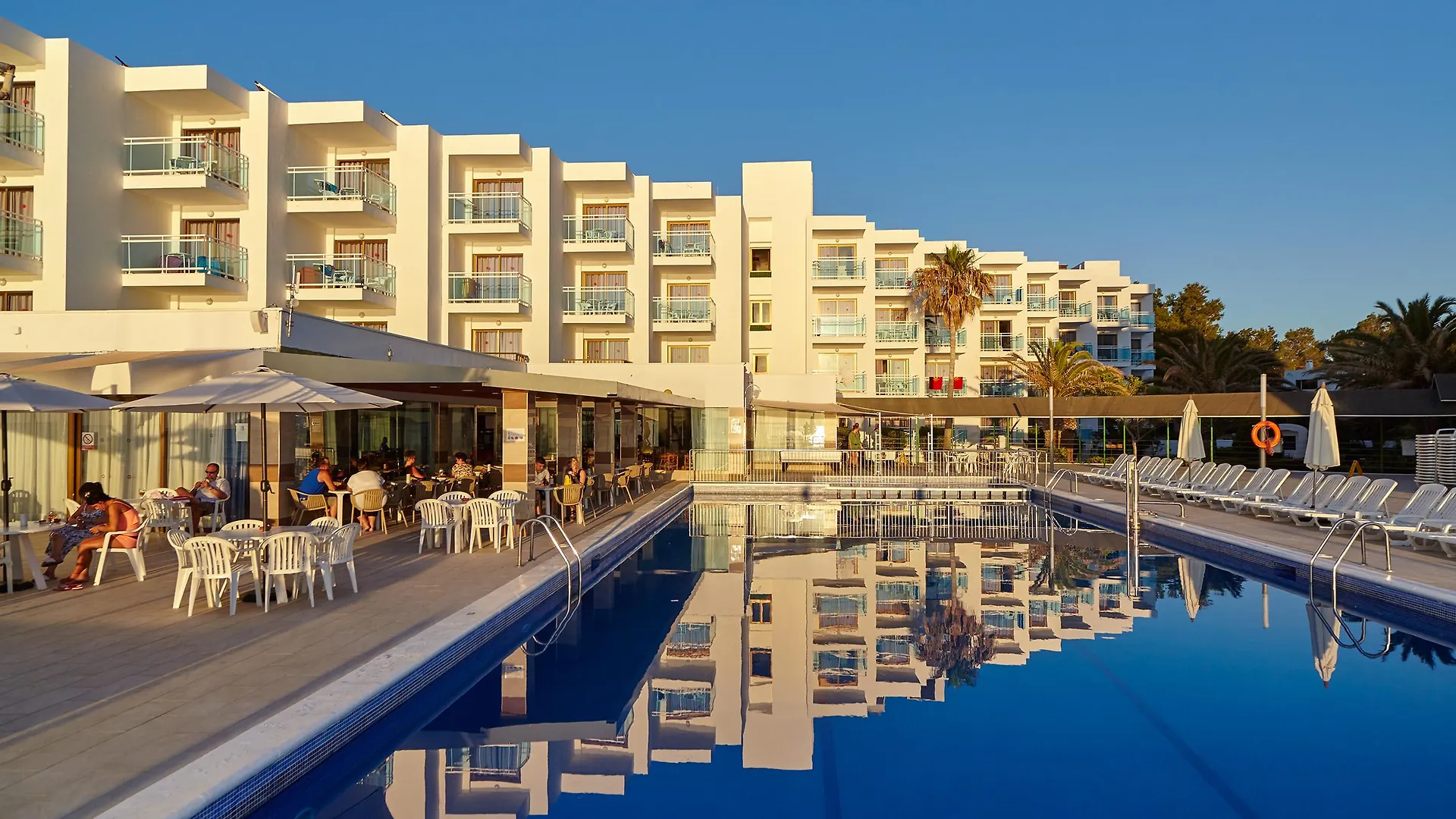 Apartment Aparthotel Nereida San Antonio